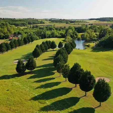 Maison Coquette En Bord De Golf Holiday home