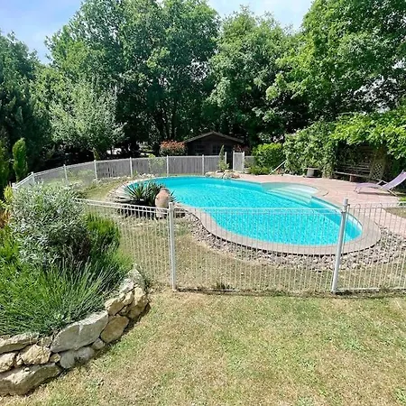 Maison Coquette En Bord De Golf Holiday home