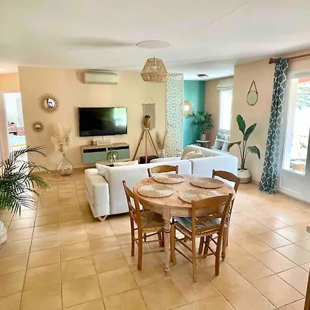 Maison Coquette En Bord De Golf Holiday home
